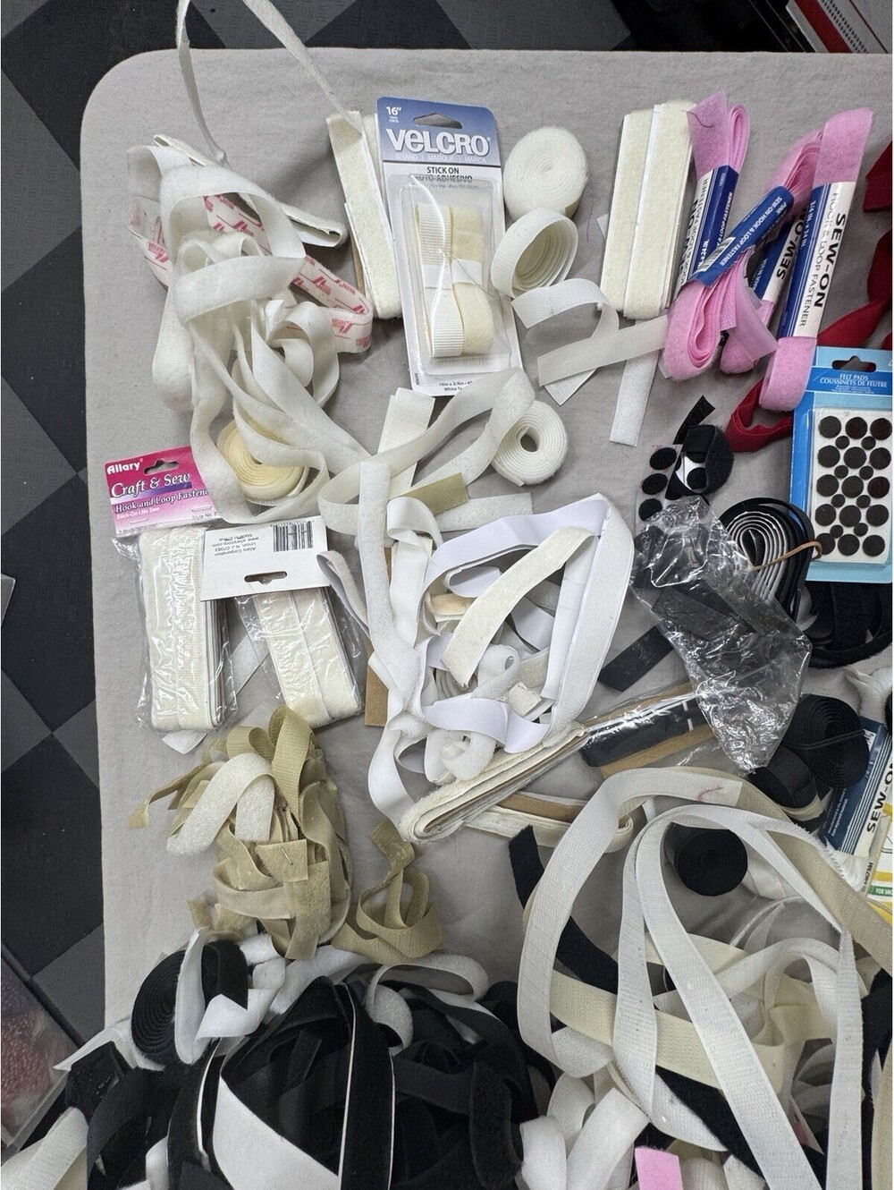 Lot Of Scrap Velcro - Some New Large Lot Of Velcro - Picture 4 of 10